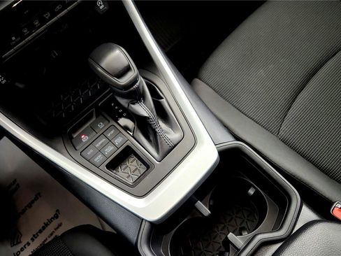 Used 2024 Toyota RAV4 LE image 19