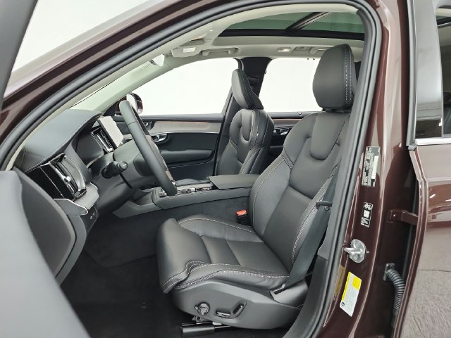 New 2026 Volvo XC90 T8 Ultra w/ Protection Package Premier AWD/4WD image 29