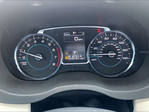 Used 2017 Subaru Forester 2.5i Premium AWD/4WD image 23