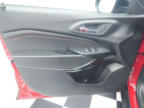 New 2026 Chevrolet Trax RS w/ Driver Confidence Package FWD image 22