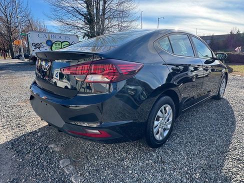 Used 2020 Hyundai Elantra SE image 5