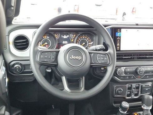 New 2026 Jeep Gladiator Sport image 7