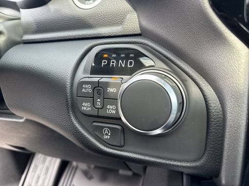 New 2026 RAM 1500 4x4 Crew Cab image 29
