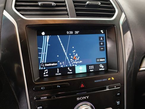 Used 2017 Ford Explorer Sport w/ Equipment Group 401A image 7