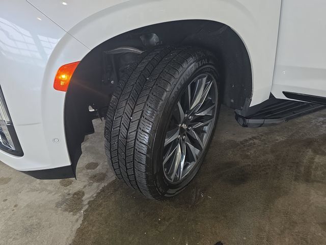 Certified 2023 Cadillac Escalade Sport w/ LPO, Illumination Package AWD/4WD image 35