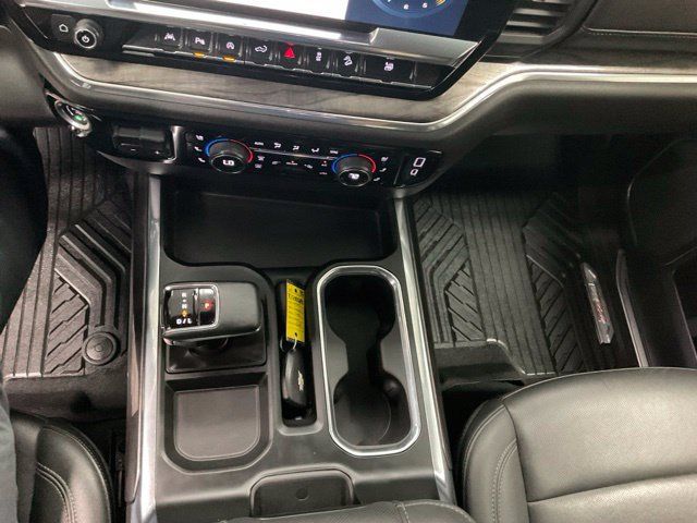 Used 2024 Chevrolet Silverado 1500 LTZ AWD/4WD image 19