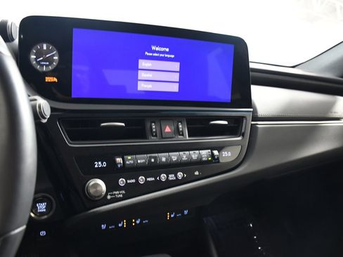 Used 2023 Lexus ES 350 w/ Premium Package image 32