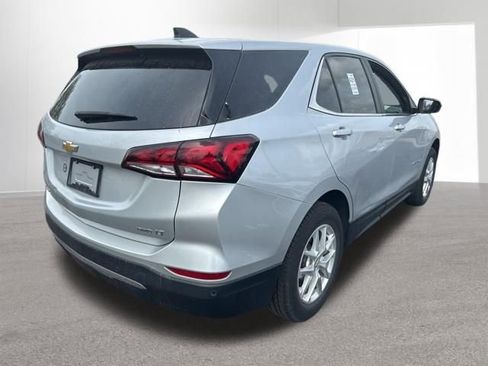 Used 2022 Chevrolet Equinox LT AWD/4WD image 4