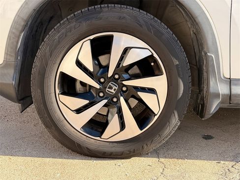 Used 2016 Honda CR-V Touring image 9