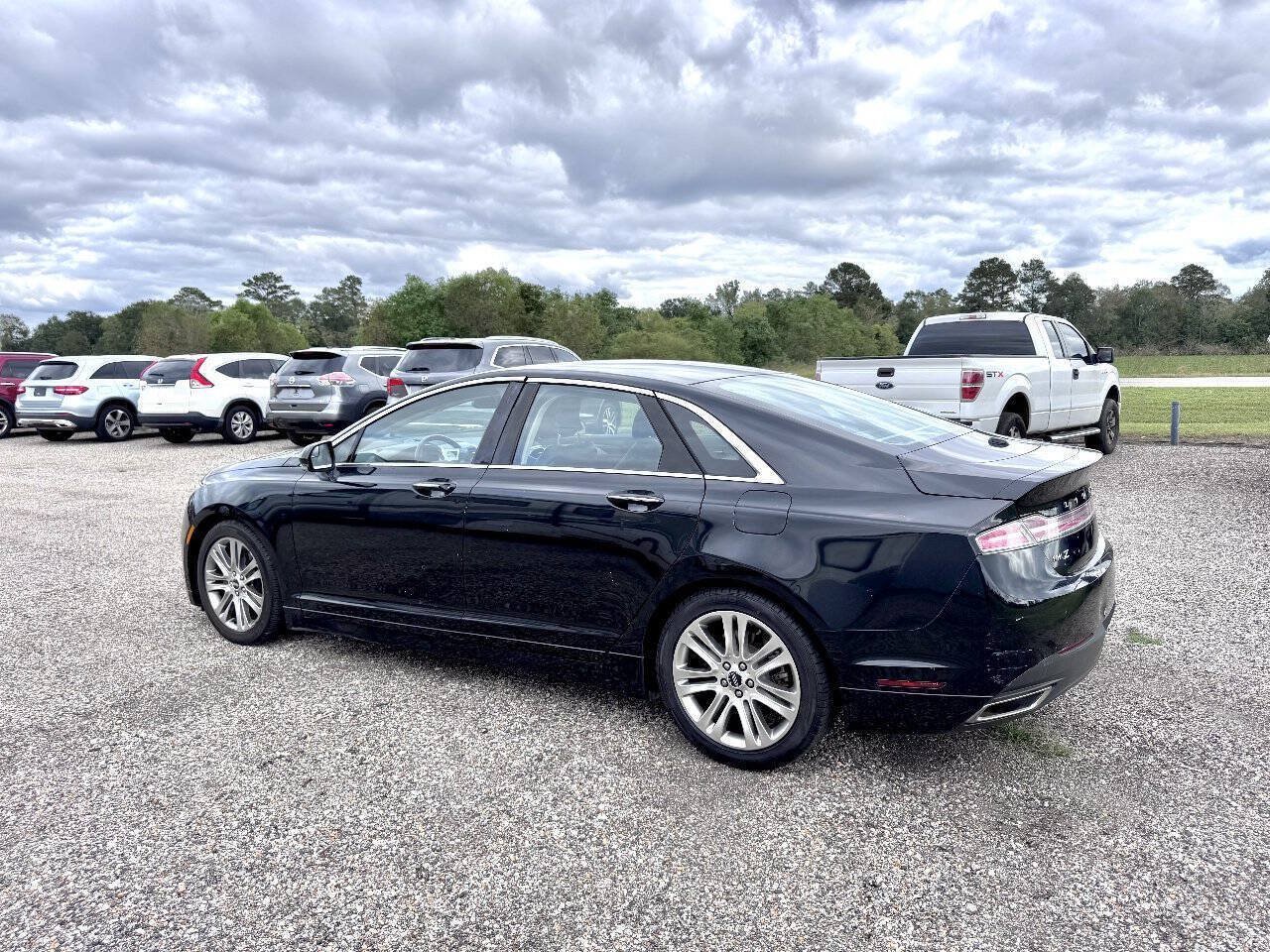 Used 2014 Lincoln MKZ FWD image 12