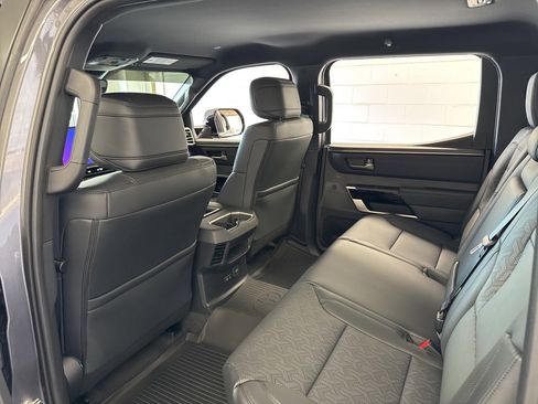 Used 2025 Toyota Tundra Limited image 42