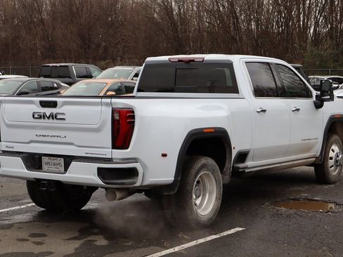New 2026 GMC Sierra 3500 Denali Ultimate AWD/4WD image 7