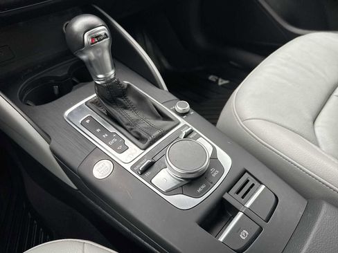 Used 2018 Audi A3 2.0T Premium image 31