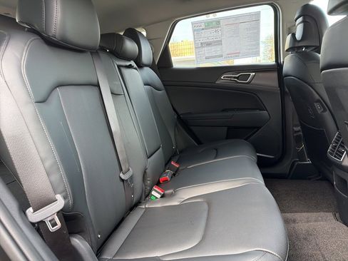 New 2026 Kia Sportage EX image 16
