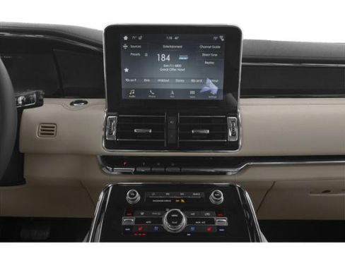 Used 2020 Lincoln Navigator Reserve w/ Luxury Package RWD image 5