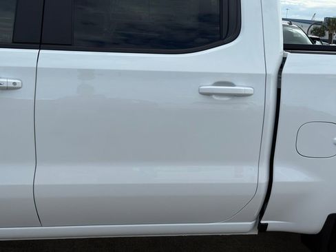 New 2026 Chevrolet Silverado 1500 LT image 17