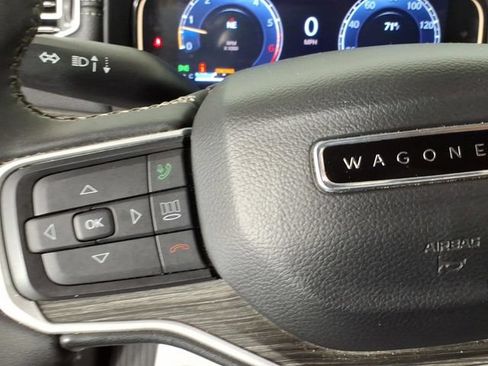 Used 2023 Jeep Wagoneer Series II AWD/4WD image 17