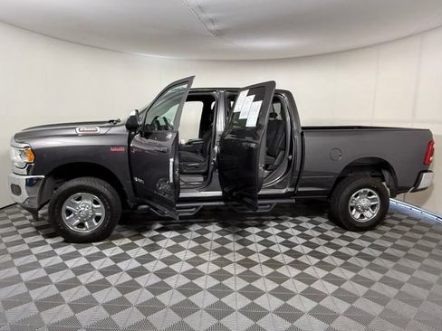 Used 2021 RAM 2500 Tradesman w/ Safety Group AWD/4WD image 5