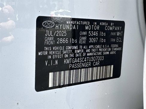 New 2026 Genesis G80 2.5T image 17