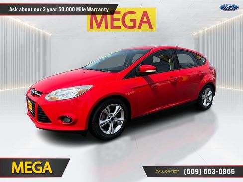 Used 2014 Ford Focus SE FWD image 3
