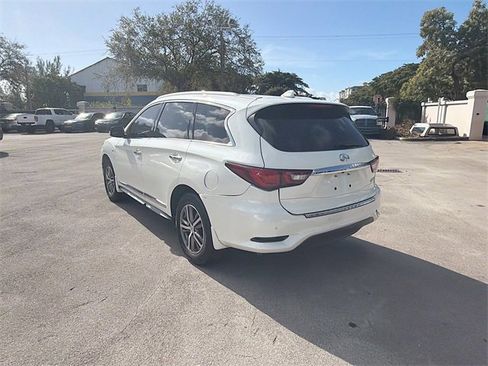 Used 2020 INFINITI QX60 Luxe w/ Essential Package image 5