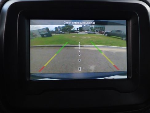 Used 2018 Jeep Renegade Latitude FWD image 15