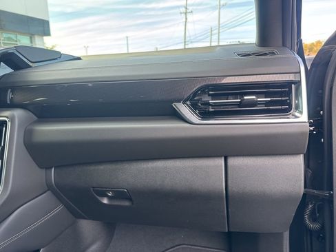 New 2026 GMC Yukon Elevation image 21