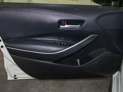 Used 2021 Toyota Corolla SE image 10