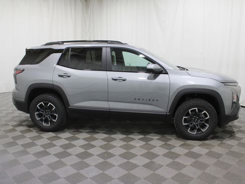 New 2026 Chevrolet Equinox ACTIV w/ Convenience Package III image 30