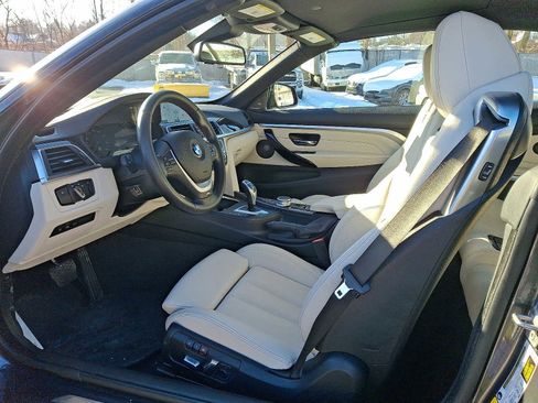Used 2020 BMW 440i xDrive Convertible w/ M Sport Package image 13