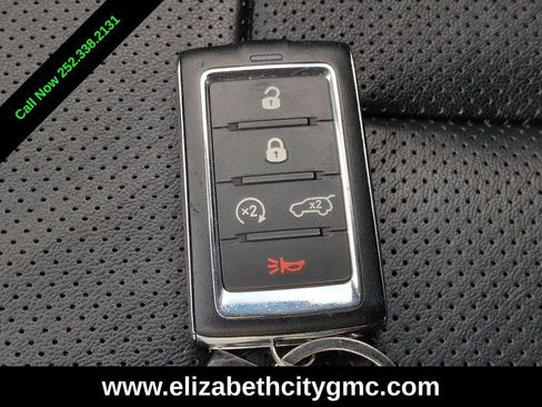 Used 2023 Jeep Grand Cherokee Limited w/ Luxury Tech Group II AWD/4WD image 32