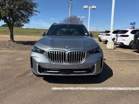 Certified 2024 BMW X5 xDrive40i w/ Parking Assistance Package image 2