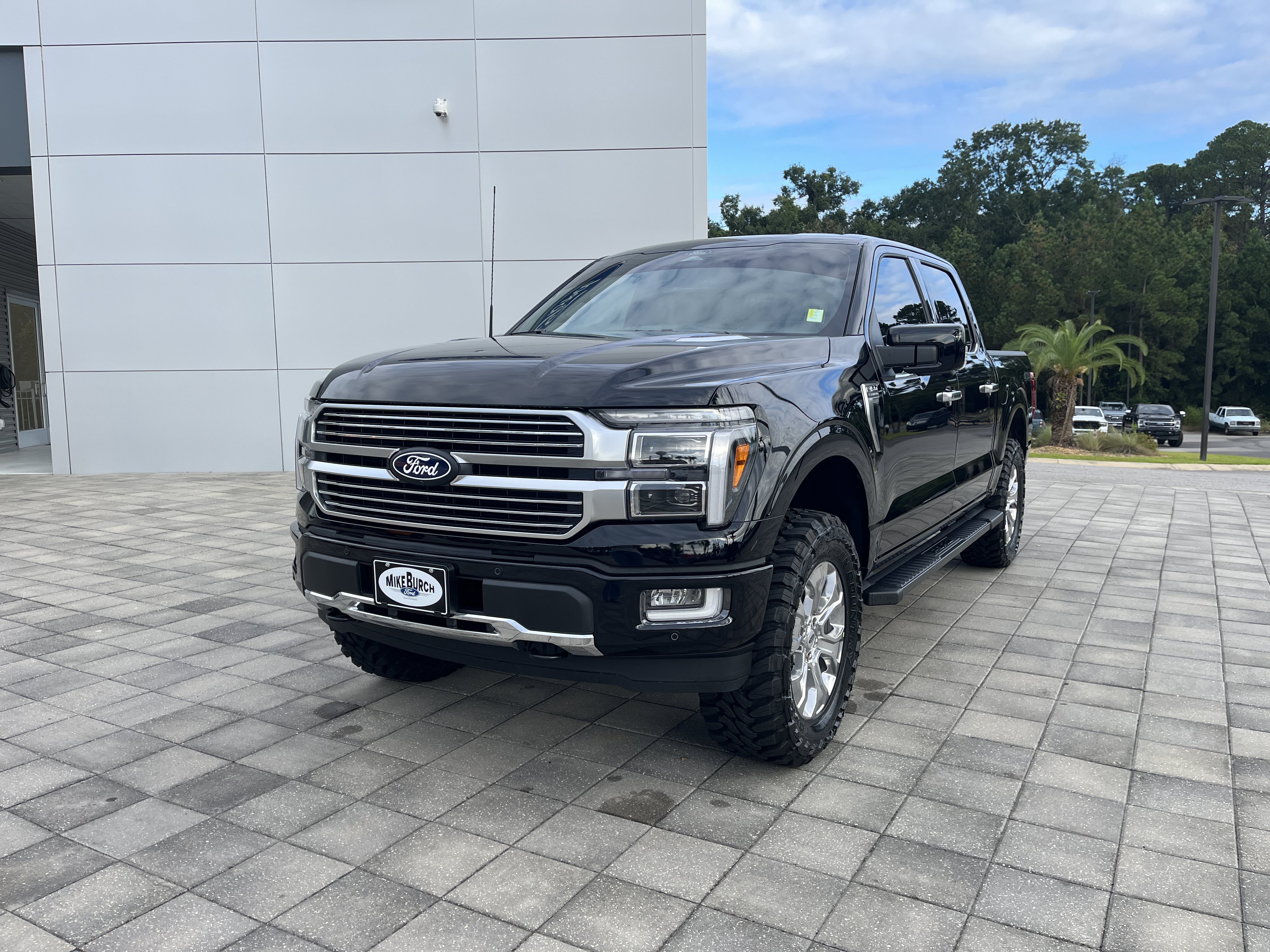 New 2026 Ford F150 Platinum AWD/4WD image 2
