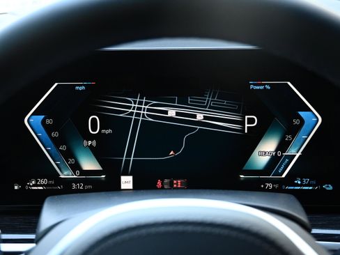 New 2026 BMW X5 xDrive50e w/ M Sport Package image 16