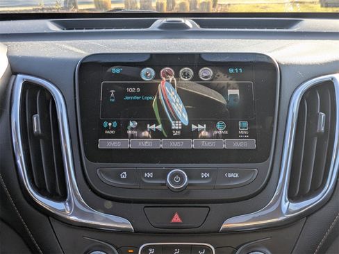 Used 2018 Chevrolet Equinox LT w/ Sun & Infotainment Package image 24