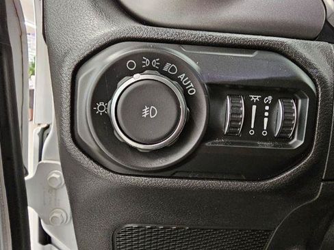 Used 2020 Jeep Wrangler Unlimited Sport S AWD/4WD image 13
