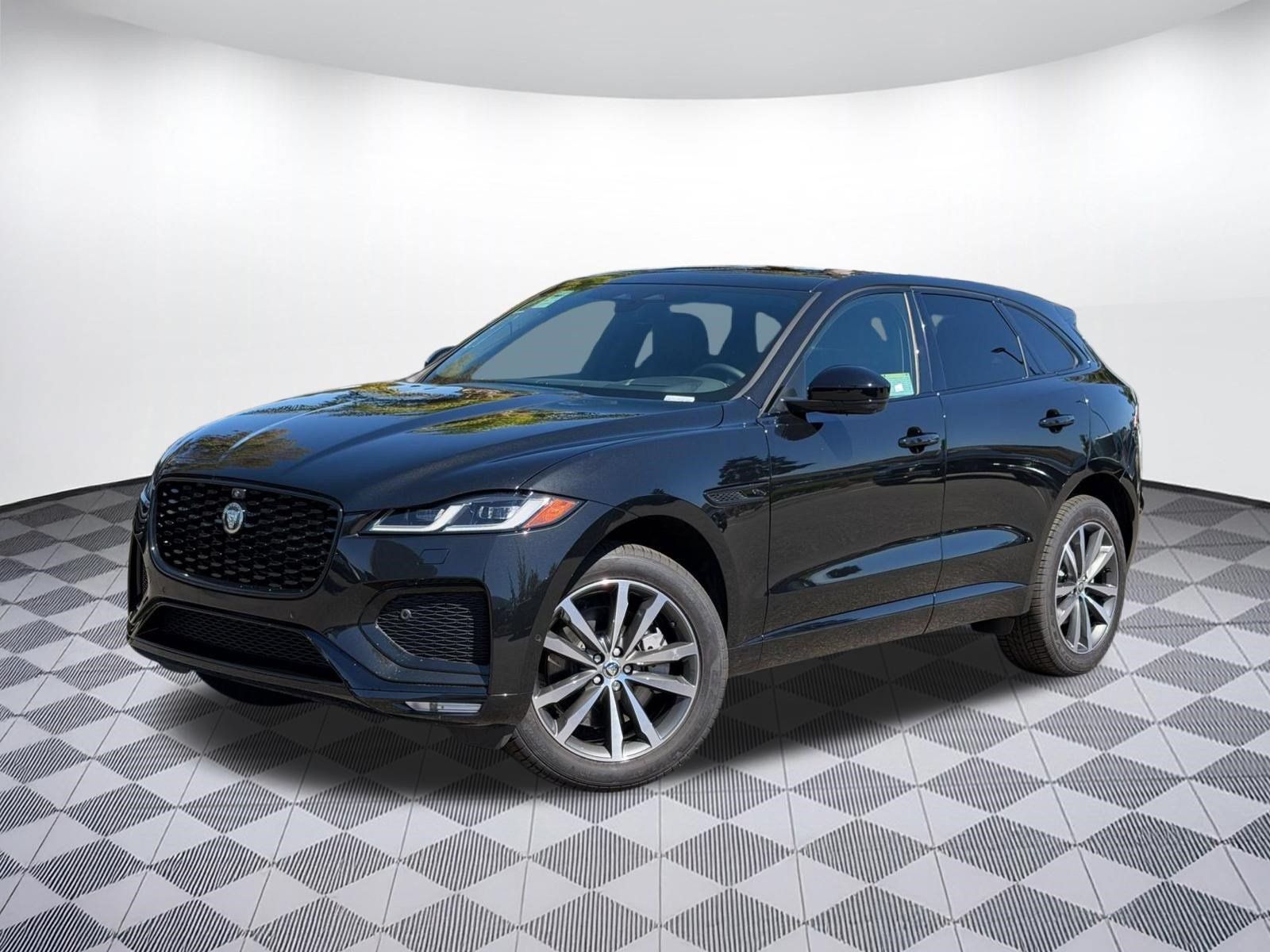 New 2026 Jaguar F-PACE R-Dynamic S AWD/4WD image 1