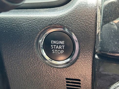Used 2023 Toyota 4Runner TRD Off-Road Premium AWD/4WD image 29