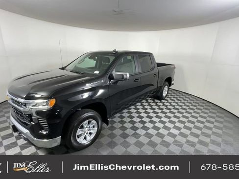 Certified 2025 Chevrolet Silverado 1500 LT image 3