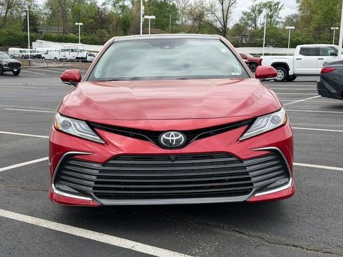 Used 2023 Toyota Camry XLE w/ Navigation Package image 11