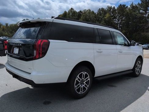 New 2025 Ford Expedition Max Active image 4