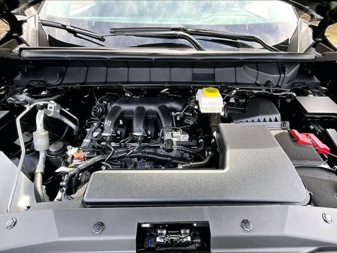 New 2026 Nissan Pathfinder SV image 16