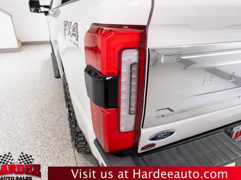 Used 2024 Ford F250 Platinum AWD/4WD image 9