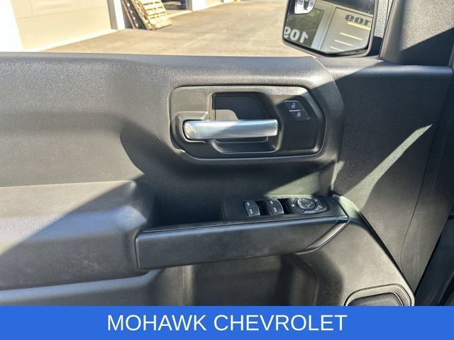 Used 2021 Chevrolet Silverado 1500 Custom AWD/4WD image 29