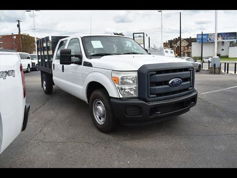 Used 2013 Ford F250 XL image 3