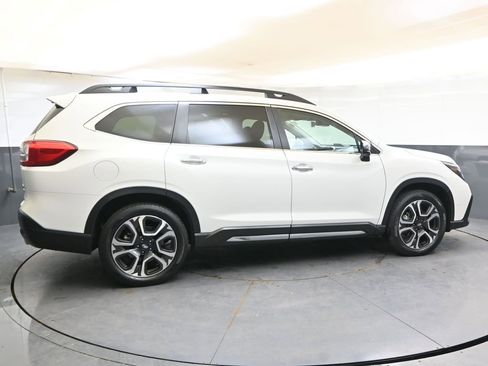Certified 2023 Subaru Ascent Touring AWD/4WD image 6
