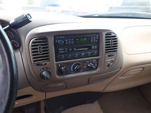 Used 1999 Ford F150 XLT AWD/4WD image 15