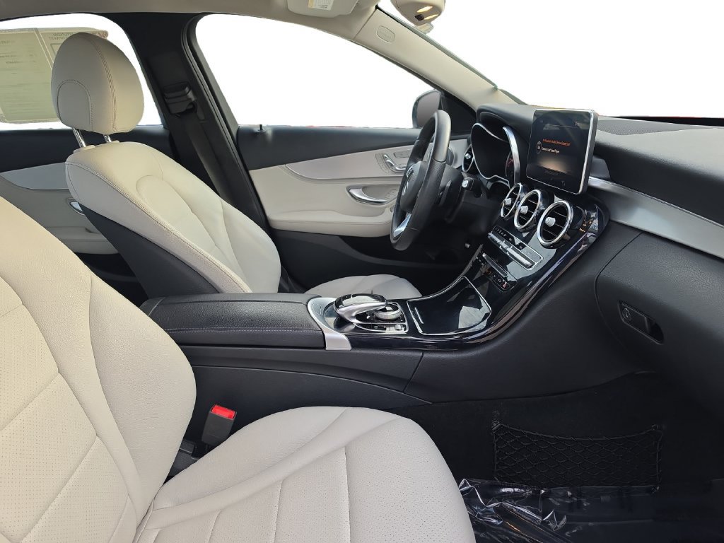 Used 2015 Mercedes-Benz C 300 4MATIC Sedan image 15
