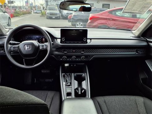 Used 2024 Honda Accord EX image 10