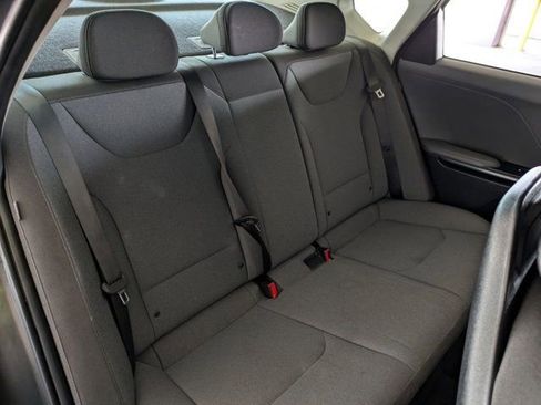 Used 2025 Kia K4 FWD image 27
